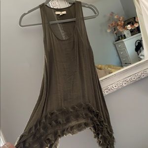 YA Ruffled hem top. Sleeveless. Small